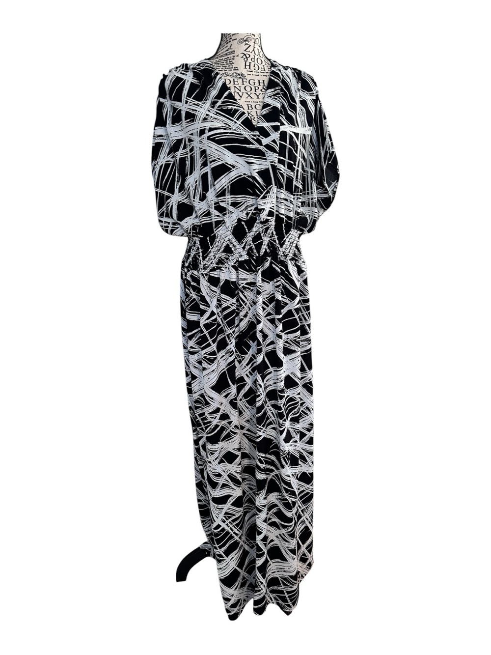 ReneeC Black and White Abstract Maxi Dress